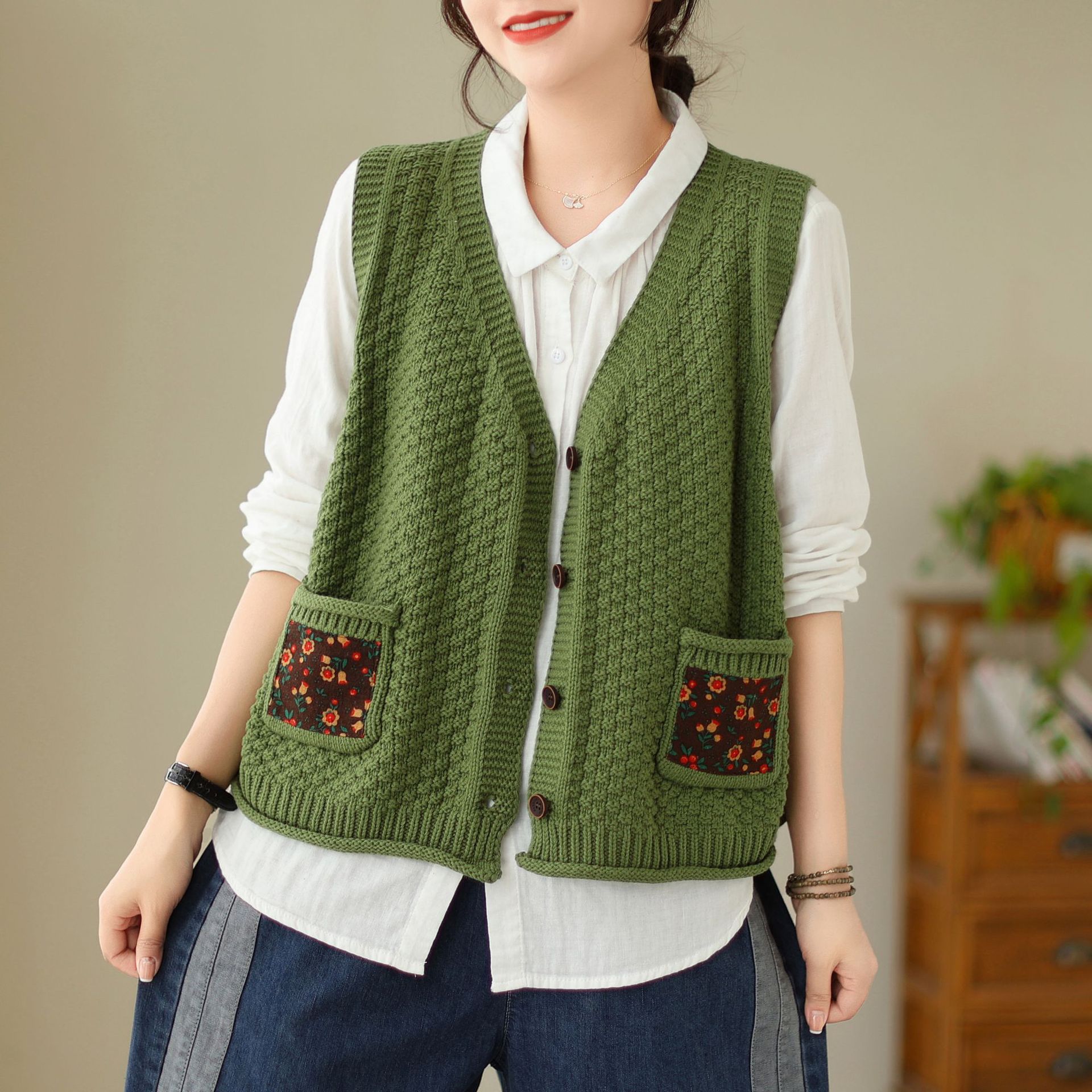 Patchwork cotton knit cardigan vest 27 01