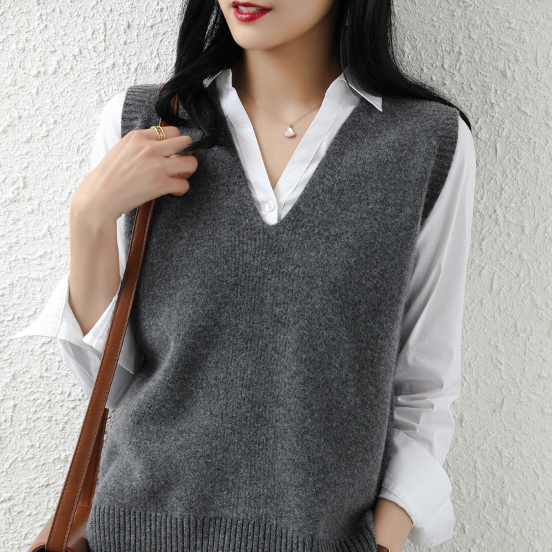 New V-neck pullover loose knitted vest 48
