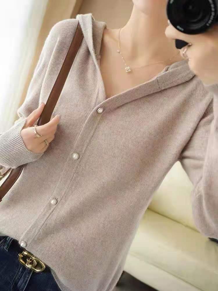 Women's solid color cardigan sweater 39